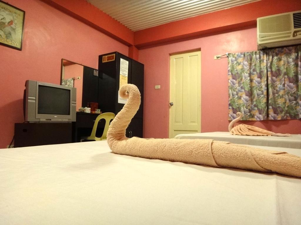 Starfire Resort Manoc-Manoc Room photo