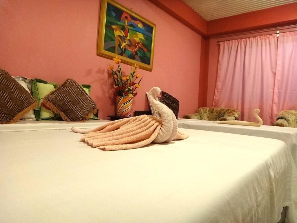 Starfire Resort Manoc-Manoc Room photo